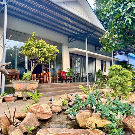 Bungalow Hotel Chi Khu Co Ong Luaran gambar