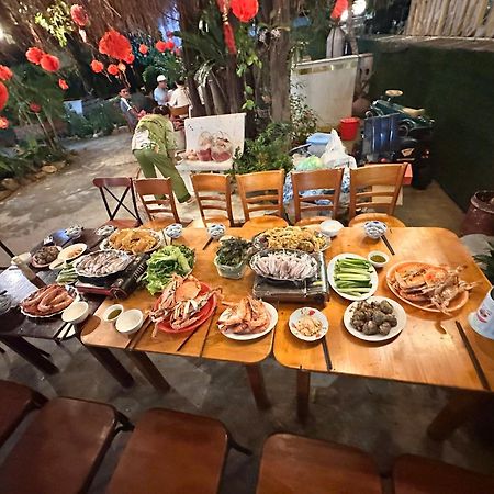 Bungalow Hotel Chi Khu Co Ong Luaran gambar