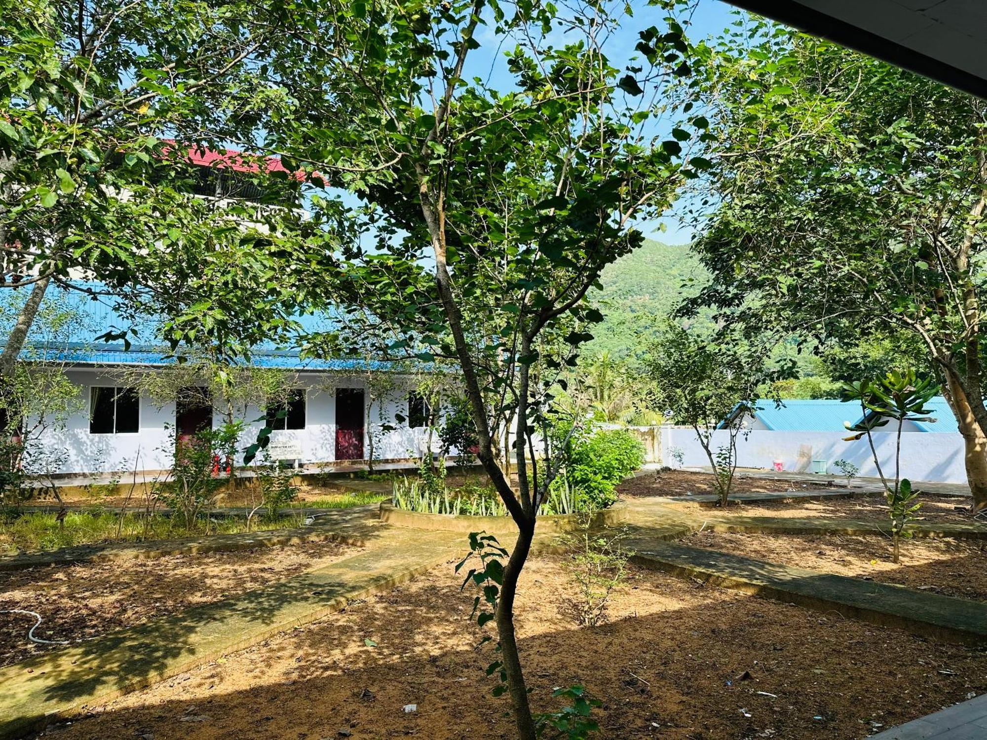 Bungalow Hotel Chi Khu Co Ong Luaran gambar