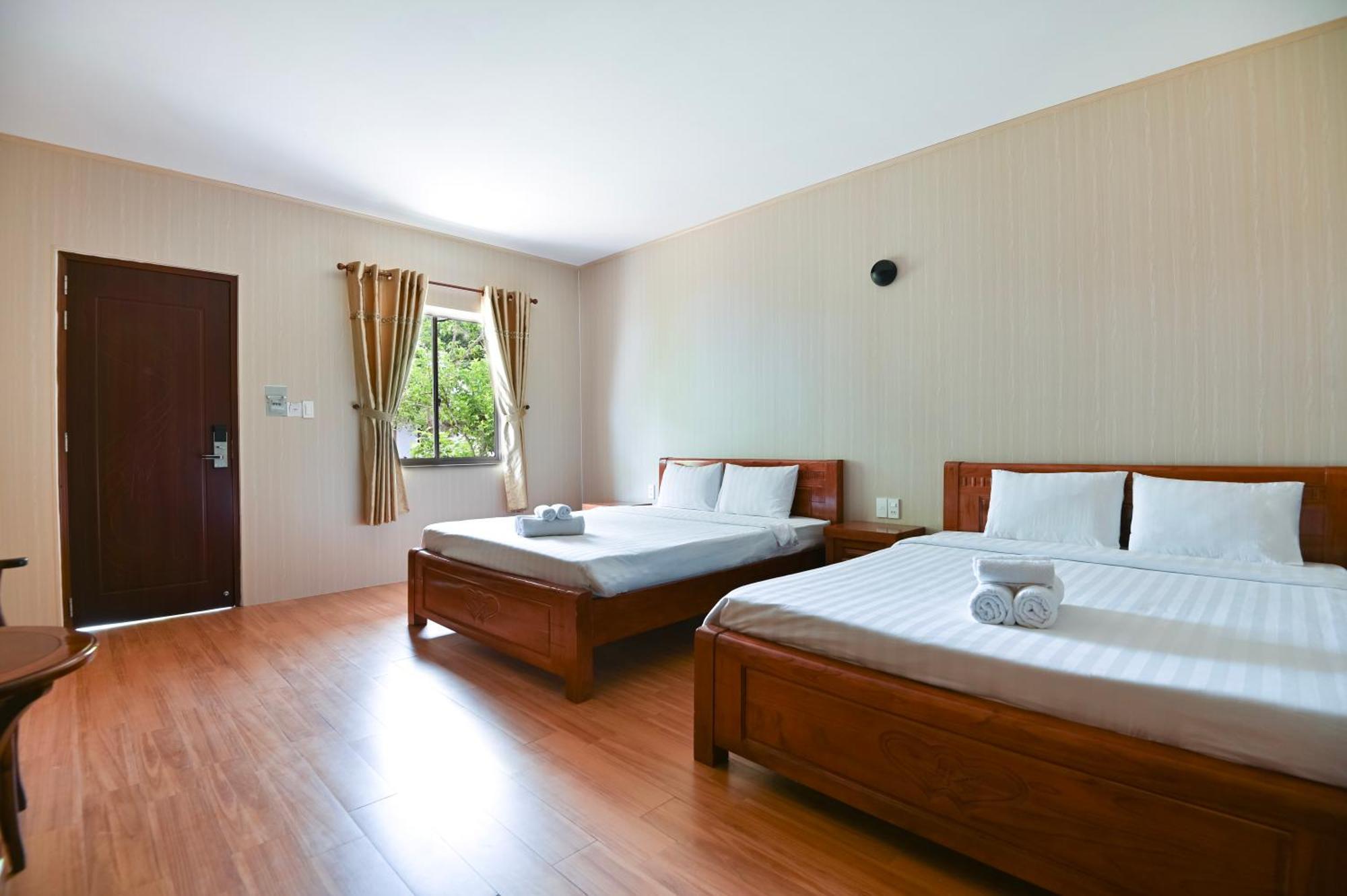Bungalow Hotel Chi Khu Co Ong Luaran gambar