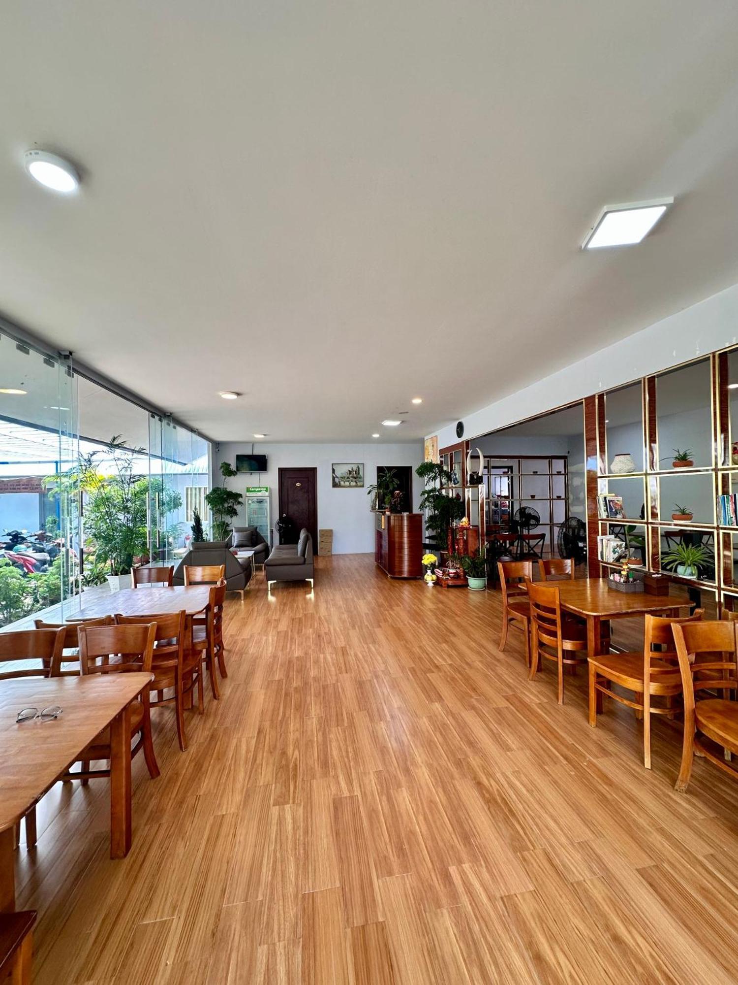 Bungalow Hotel Chi Khu Co Ong Luaran gambar