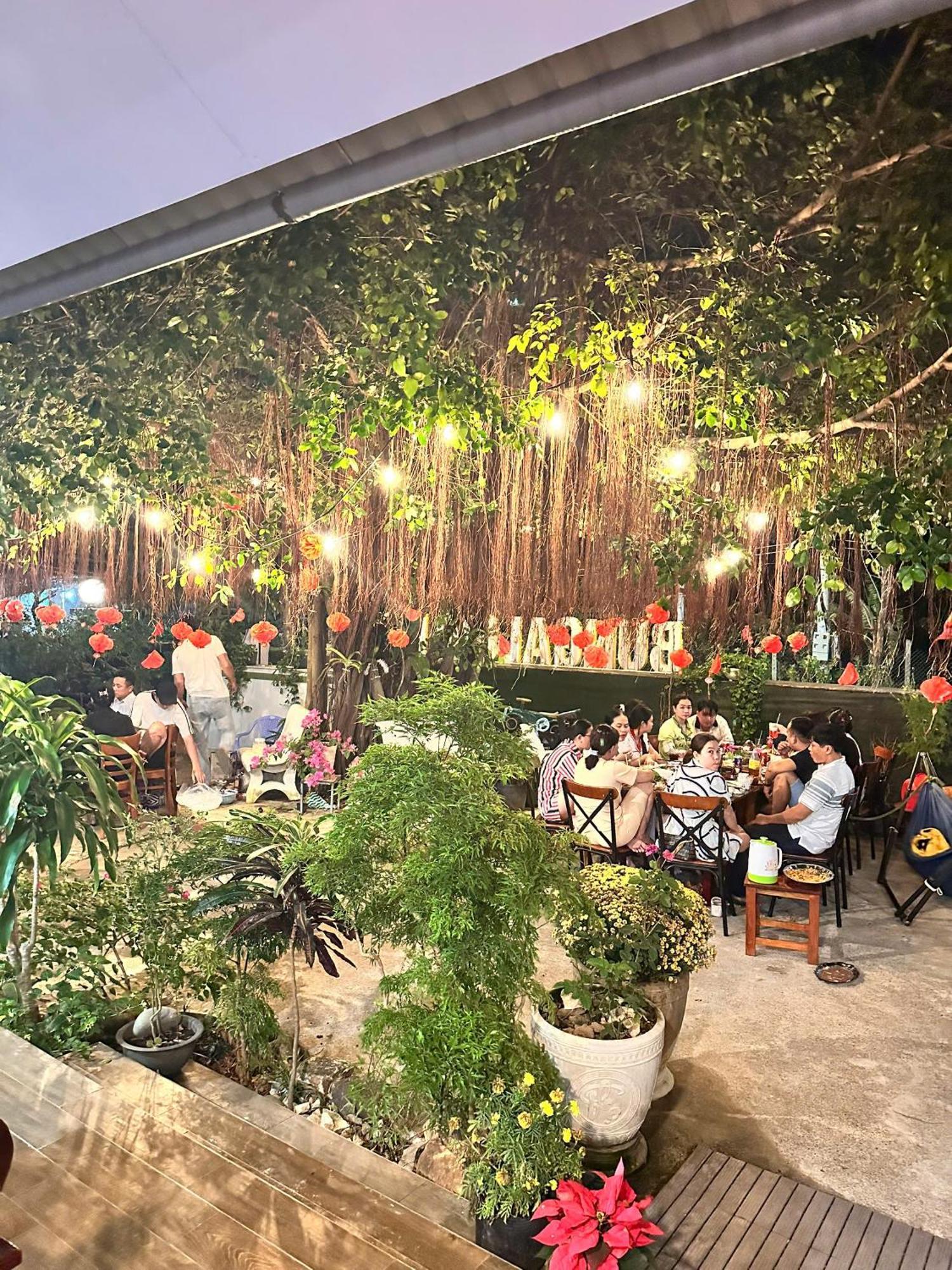 Bungalow Hotel Chi Khu Co Ong Luaran gambar