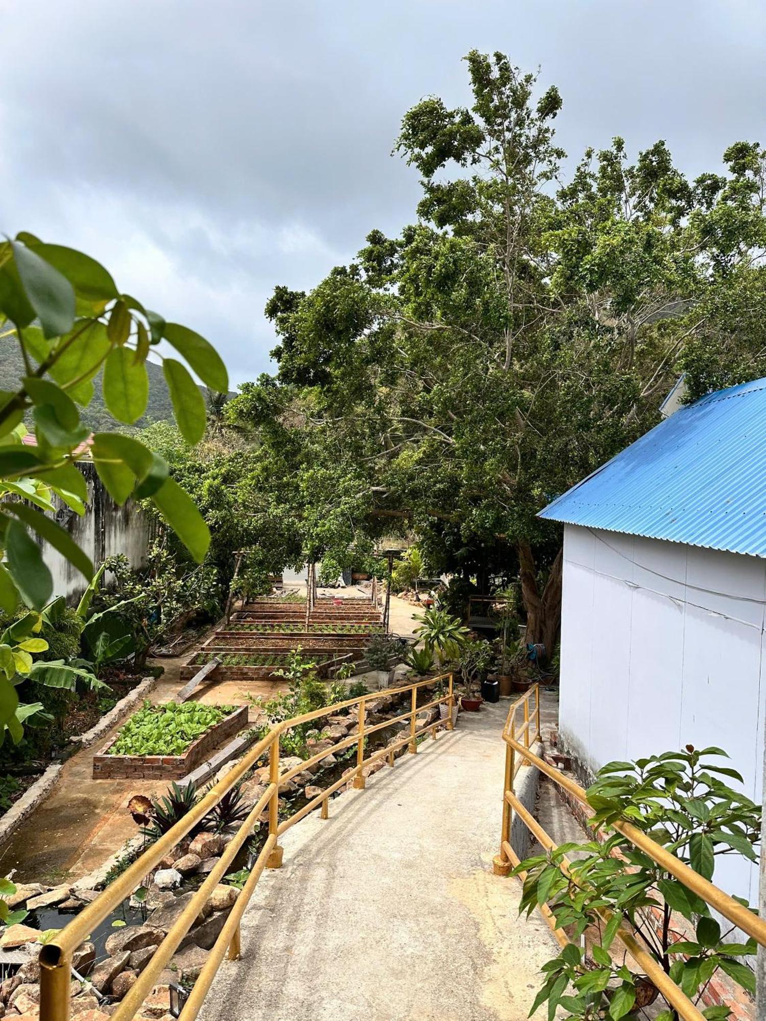 Bungalow Hotel Chi Khu Co Ong Luaran gambar